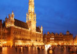 WEB_Brussels_Great_Market_Square.jpg