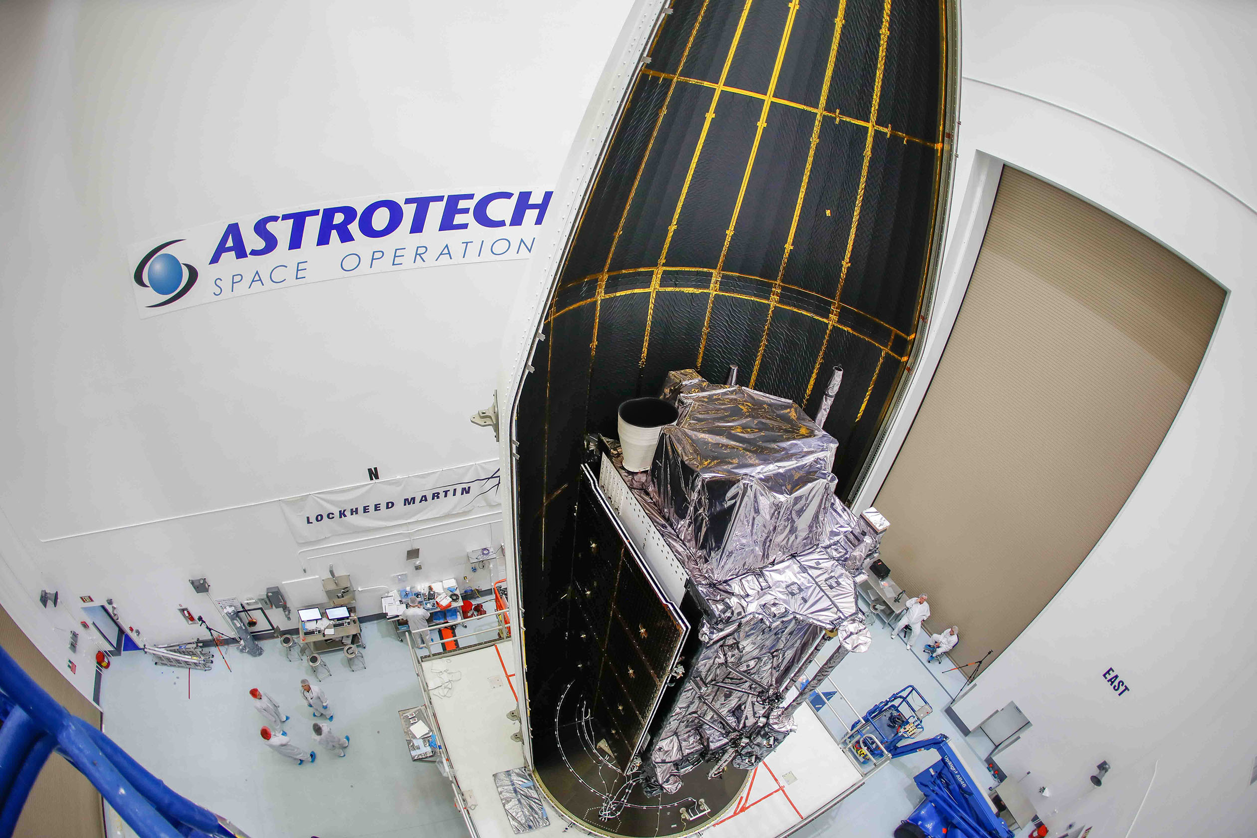 Lockheed Martin’s 2nd GPS III satellite encapsulated