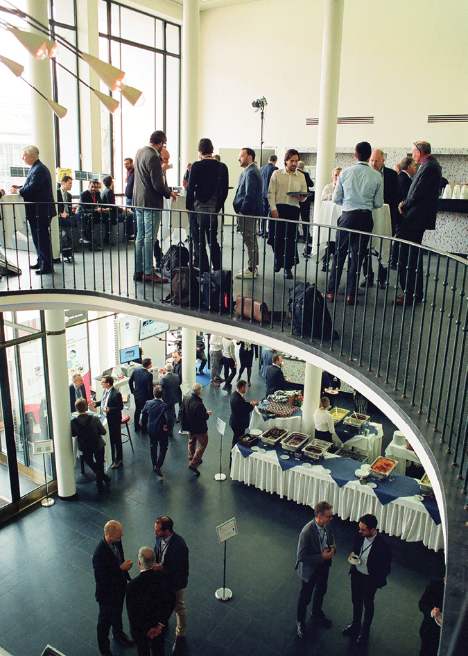 Attendees_enjoying_the_space_at_the_Munich_Summit_Photo_by_Peter_Gutierrez_