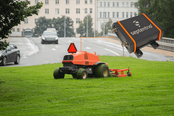 Autonomous-Mowing-Robot-Septentrio-AsteRx-EB-600×400-LR